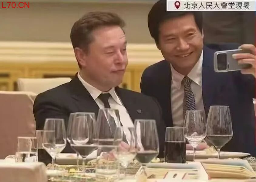 合影_副本.jpg