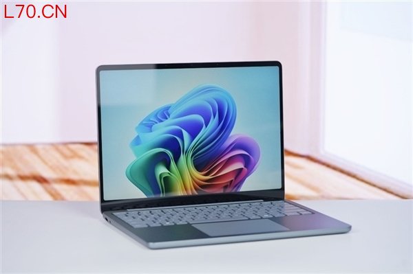 比预期提前两个月！微软将于5月中旬发布新Surface