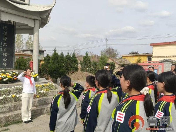 清明寄哀思 英烈照我行——枣庄市市中区江山实验学校少先队员清明祭英烈实践活动举行